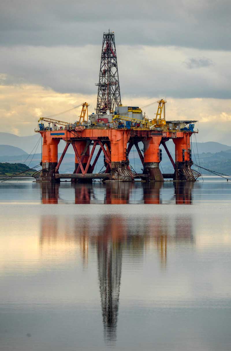 petrochemical drilling platform